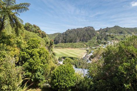 Photo of property in 30a Collier Avenue, Karori, Wellington, 6012