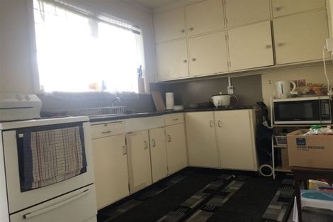 Photo of property in 2 Eden View Road, Sandringham, Auckland, 1025