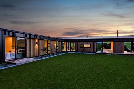 Photo of property in 29 Washer Road, Omata, New Plymouth, 4374