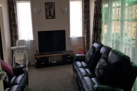 Photo of property in 28 Greenmeadows Avenue, Manurewa East, Auckland, 2102