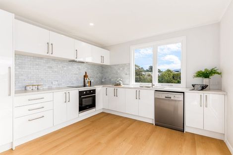 Photo of property in 23 Cumberland Grove, Cannons Creek, Porirua, 5024