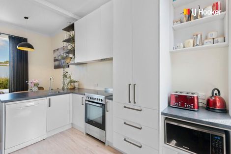 Photo of property in 5 Mosgiel Street, Mornington, Dunedin, 9011