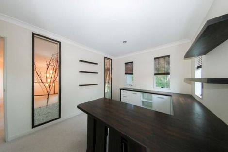 Photo of property in 30 Cherrywood Crescent, Northpark, Auckland, 2013
