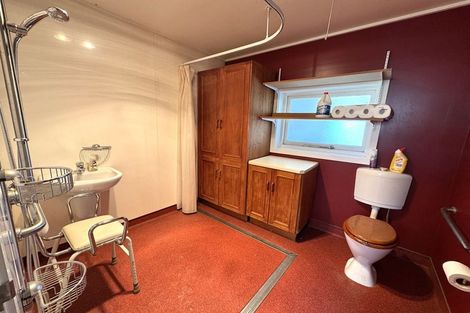 Photo of property in 93 Main Road, Clinton, 9534