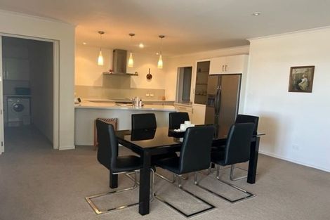 Photo of property in 16 Parkland Rise, Omokoroa, 3114