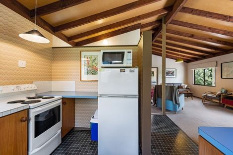 Photo of property in 66 Kinloch Road, Kinloch, Taupo, 3377