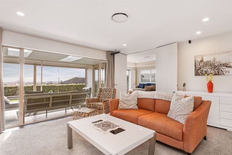 Photo of property in 2 Somerton Rise, Westmorland, Christchurch, 8025