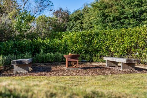 Photo of property in 76 Kirton Drive, Riverstone Terraces, Upper Hutt, 5018