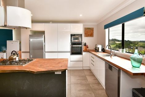 Photo of property in 56 Mclachlan Road, Kaukapakapa, Warkworth, 0984