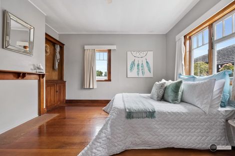 Photo of property in 1-2/6a Pohutukawa Street, Woburn, Lower Hutt, 5010