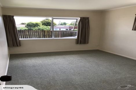 Photo of property in 11a Sunnypark Avenue, Rosehill, Papakura, 2113