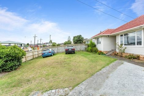 Photo of property in 16 Cheviot Street, Mangere East, Auckland, 2024