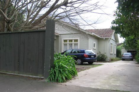 Photo of property in 469 Featherston Street, Palmerston North, 4414