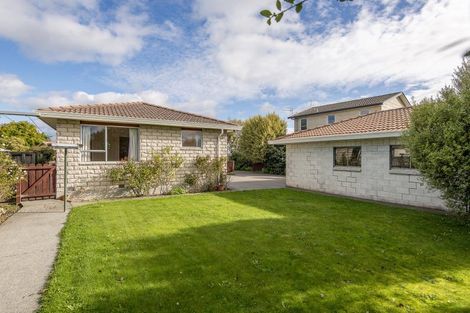 Photo of property in 14 Daytona Place, Parklands, Christchurch, 8083