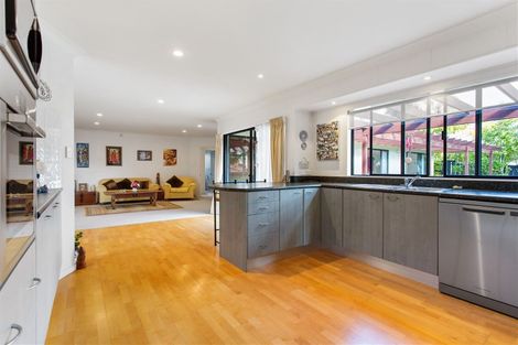 Photo of property in 89 Marina View Drive, West Harbour, Auckland, 0618