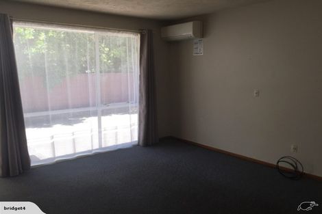 Photo of property in 2/12 Hargest Crescent, Sydenham, Christchurch, 8023