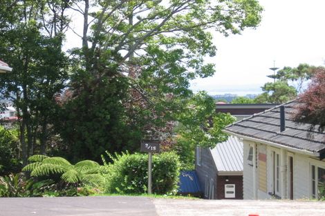 Photo of property in 2/15 Gilfillan Street, Blockhouse Bay, Auckland, 0600