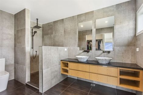 Photo of property in 65 Milano Boulevard, Karaka, Papakura, 2113