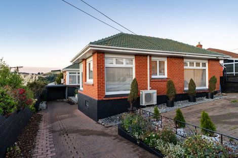 Photo of property in 43 Duckworth Street, Andersons Bay, Dunedin, 9013
