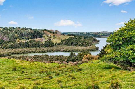 Photo of property in 102b James Road, Maungaturoto, 0587