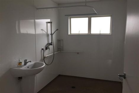 Photo of property in 1/48 Strid Road, Te Atatu South, Auckland, 0610