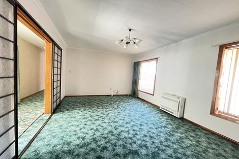 Photo of property in 54 Withells Road, Avonhead, Christchurch, 8042