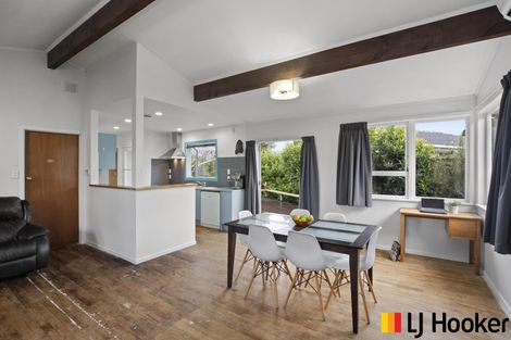 Photo of property in 3 Cargill Street, Papakura, 2110