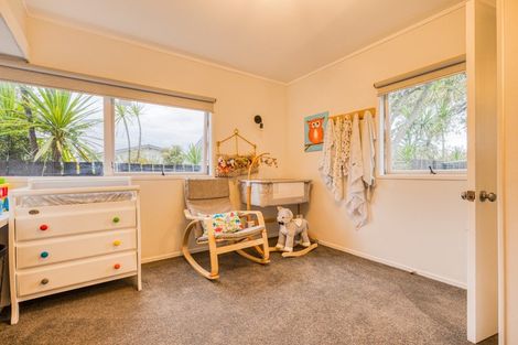 Photo of property in 279 Royal Road, Massey, Auckland, 0614