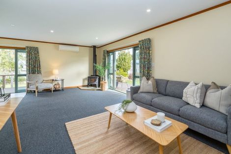 Photo of property in 3 Kowhai Grove, Featherston, 5710