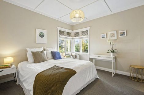 Photo of property in 1/92 Norwood Road, Bayswater, Auckland, 0622