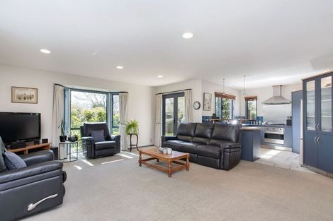 Photo of property in 4 Wilkinsons Road, Harewood, Christchurch, 8051