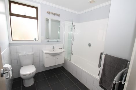 Photo of property in 11 Ross Street, Mosgiel, 9024