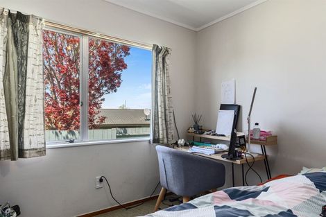 Photo of property in 15 Pokapu Place, Bethlehem, Tauranga, 3110