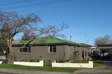 Photo of property in 230 Park Street, Winton, 9720