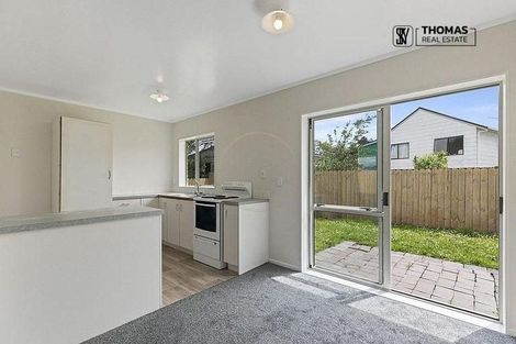 Photo of property in 2/24 Horlicks Place, Randwick Park, Auckland, 2105