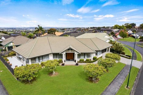 Photo of property in 2 Pat O'connor Place, Manurewa, Auckland, 2105