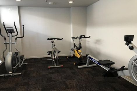 Photo of property in Montreaux Apartments, 10g/164 The Terrace, Wellington Central, Wellington, 6011