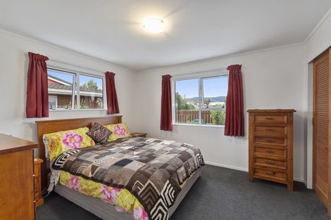 Photo of property in 8a Alexander Place, Otaki, 5512