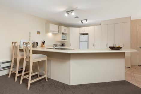 Photo of property in 30/3 Maunganui Road, Mount Maunganui, 3116