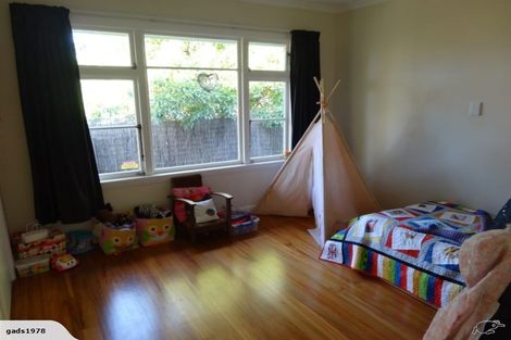 Photo of property in 18 Malcolm Avenue, Cashmere, Christchurch, 8022