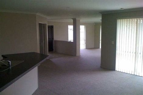 Photo of property in 49 Wiltshire Drive, Huntington, Hamilton, 3210