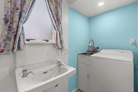 Photo of property in 905 Southland Road, Raureka, Hastings, 4120