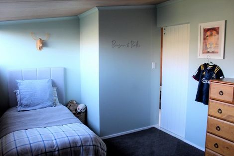 Photo of property in 4 Prince Street, Winton, 9720