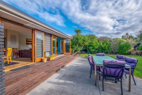 Photo of property in 6 Bellamy Avenue, New Brighton, Christchurch, 8061