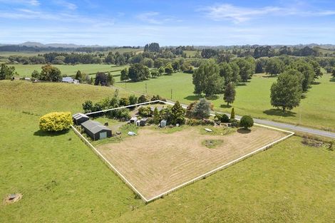 Photo of property in 1569 Te Pahu Road, Karamu, Hamilton, 3285