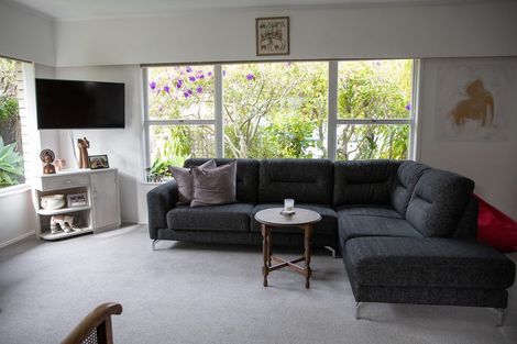 Photo of property in 3/23a Eversleigh Road, Belmont, Auckland, 0622