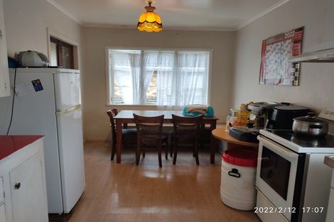 Photo of property in 32 Regent Street, Papatoetoe, Auckland, 2025