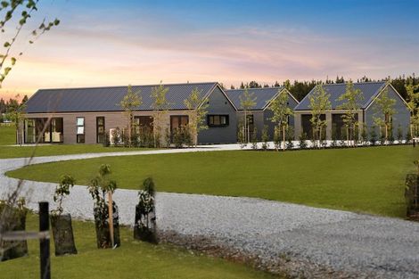 Photo of property in 77 Stone Drive, Cromwell, 9384