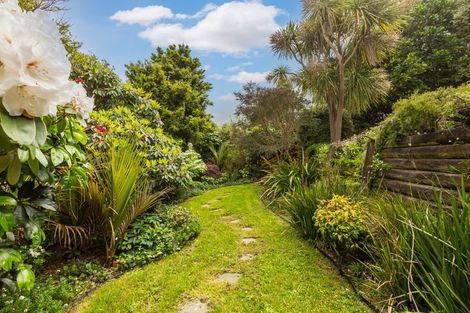 Photo of property in 7 Himalaya Crescent, Khandallah, Wellington, 6035