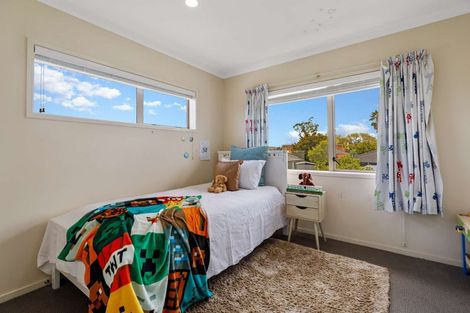 Photo of property in 34 Aitkenhead Court, Parakai, 0830